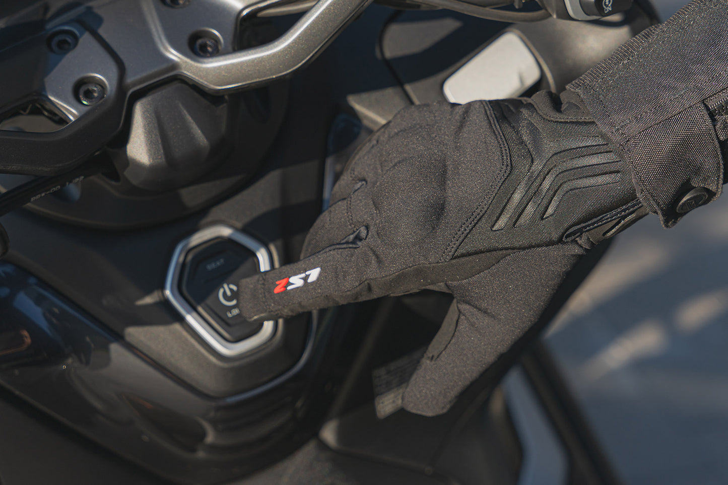 LS2 JET II GLOVES