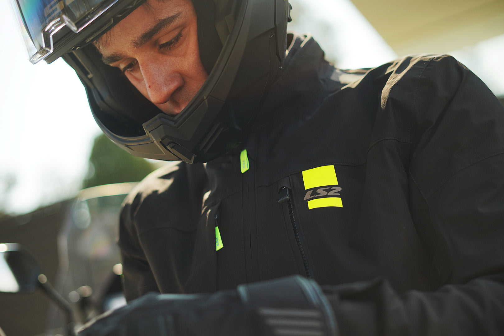 LS2 TITANIUM JACKETS