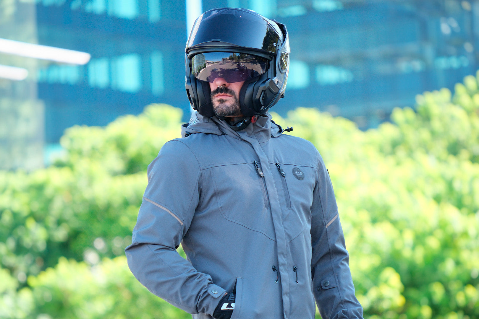 LS2 FF910 ADVANT II MODULAR