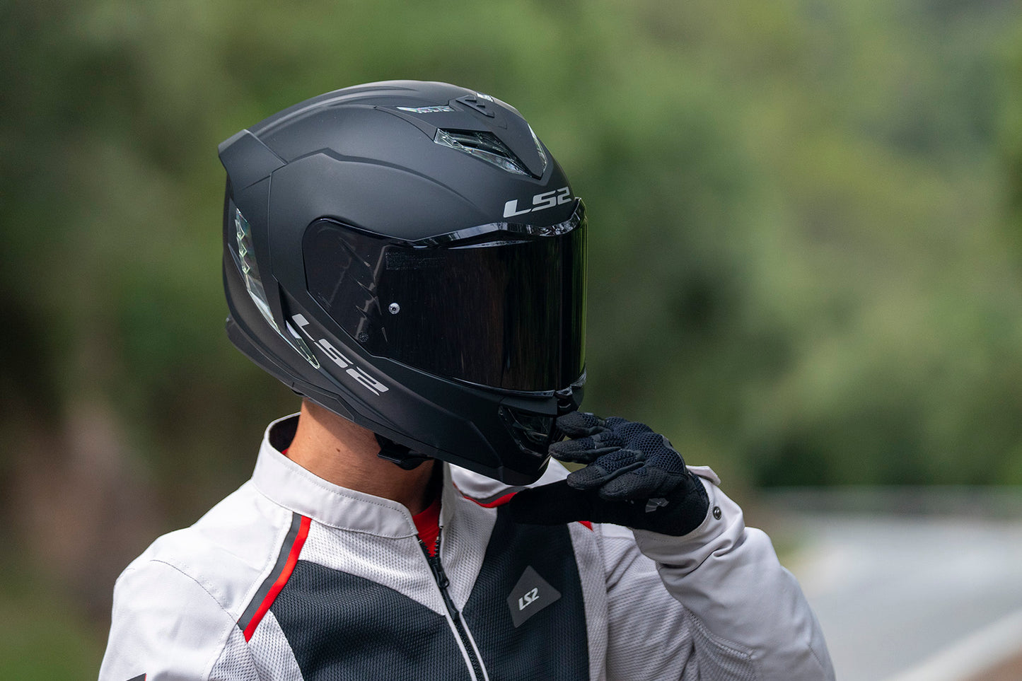 LS2 STORM III FULL FACE HELMET