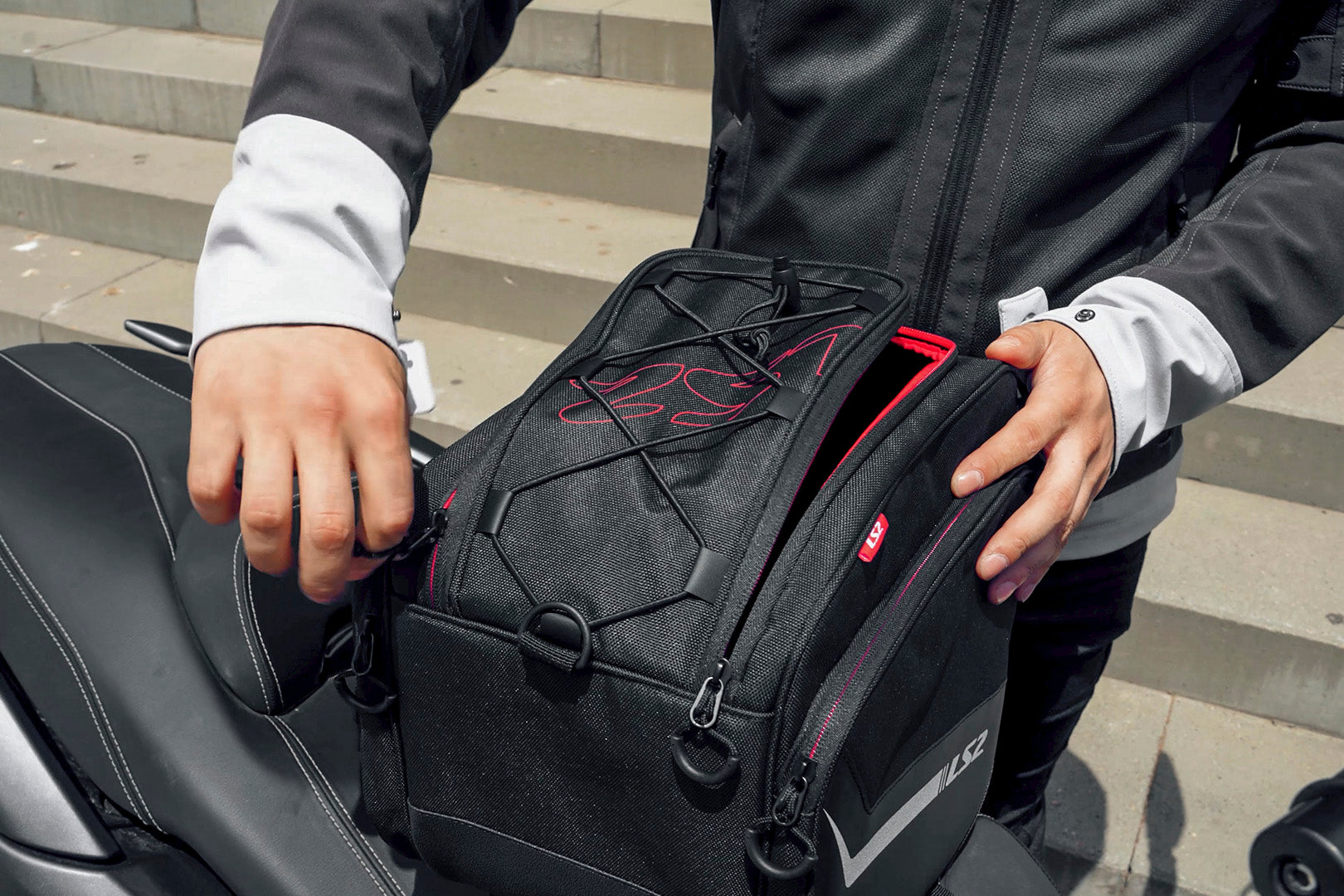 LS2 FREEDOM TUNNEL MOTORCYCLE BAGS