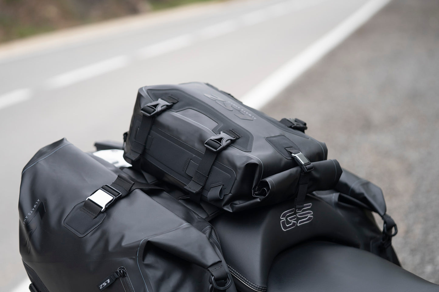 LS2 MOVE AHEAD TAIL MOTORCYCLE BAGS