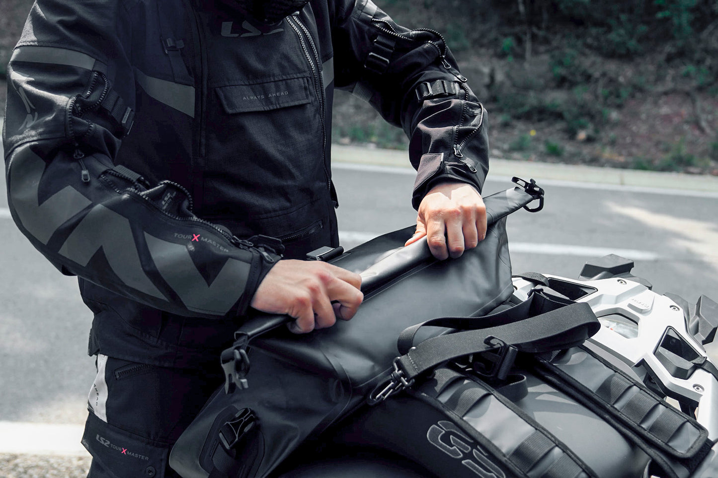 LS2 MOVE AHEAD PANNIERS MOTORCYCLE BAGS