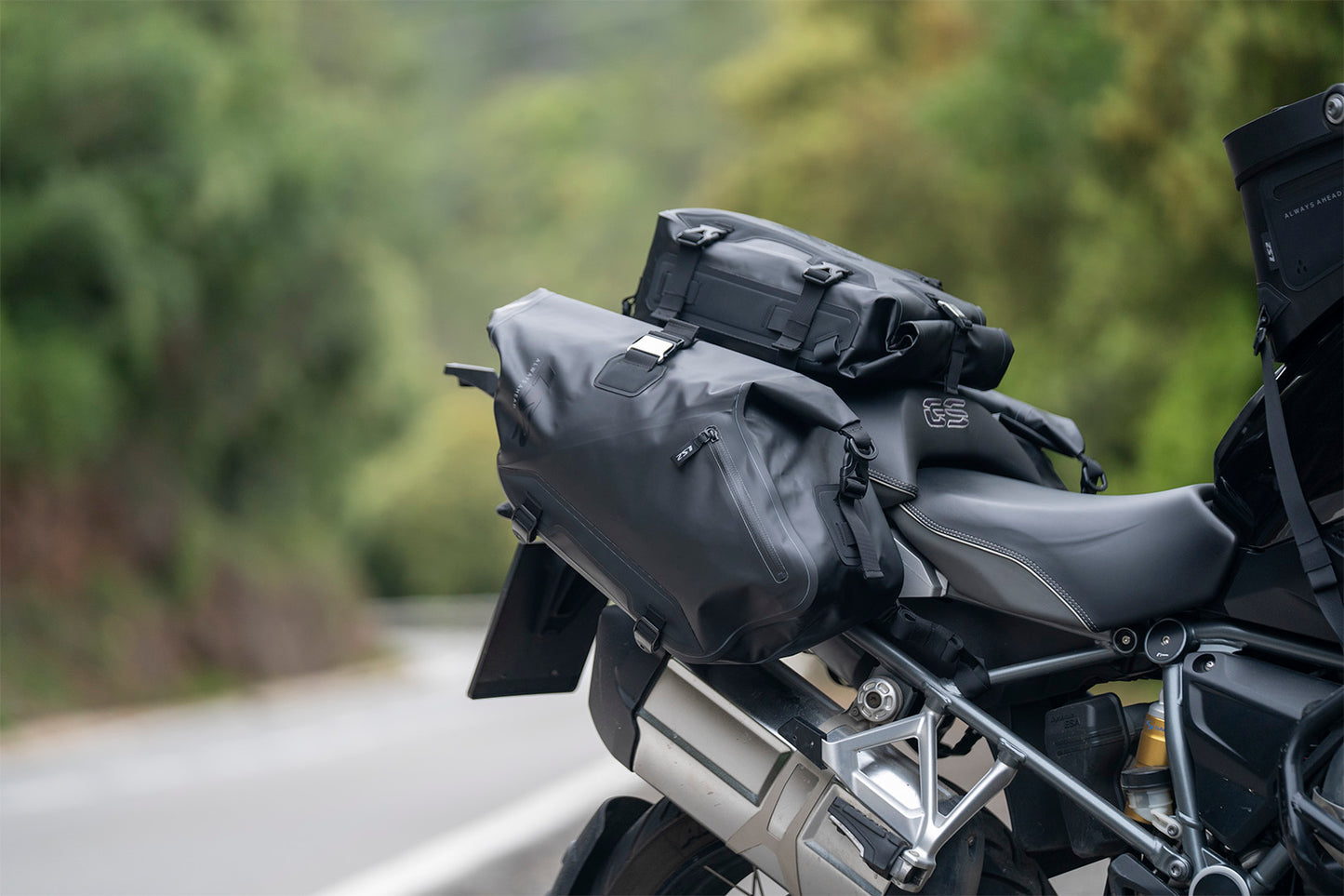 LS2 MOVE AHEAD PANNIERS MOTORCYCLE BAGS