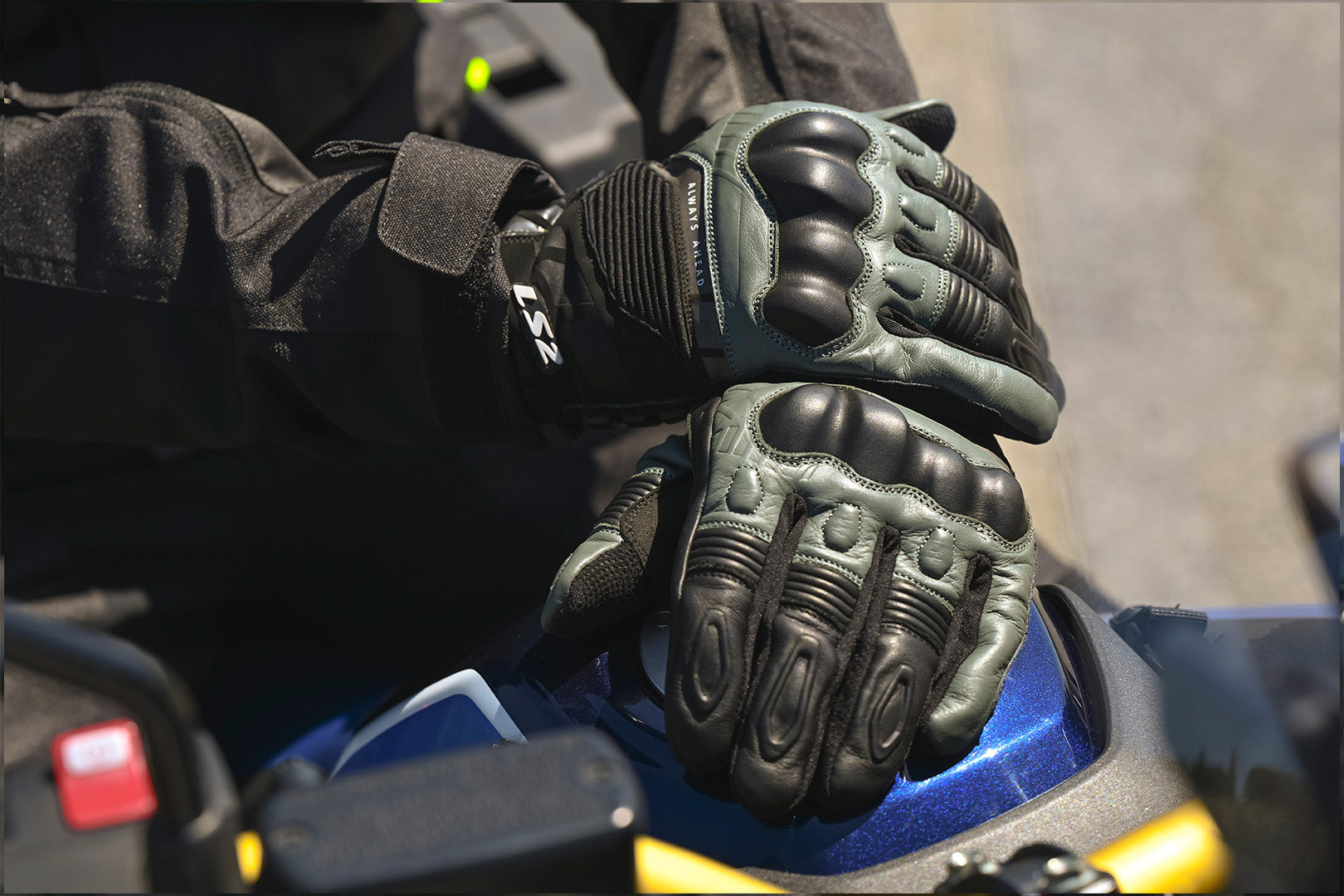 LS2 OCTANE GLOVES