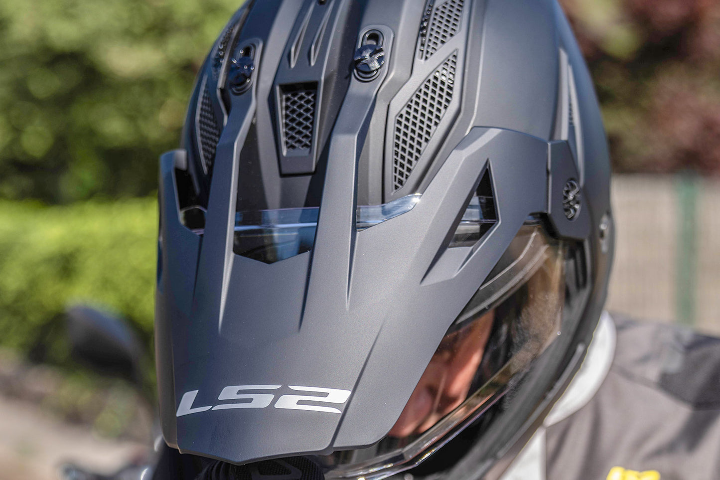 LS2 MX702 PIONEER II ADVENTURE HELMET