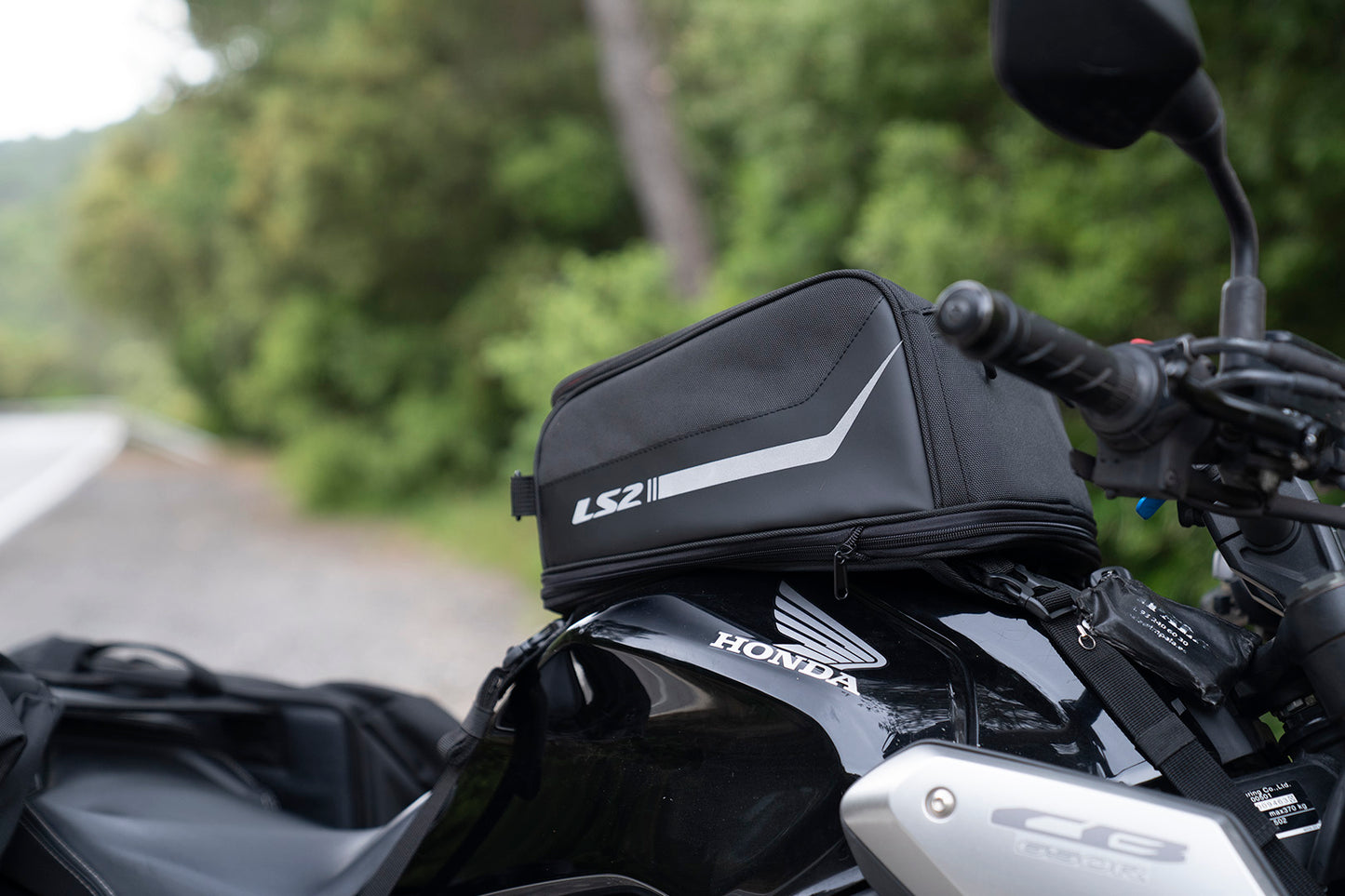 LS2 FREEDOM TANK MOTORCYCLE BAGS
