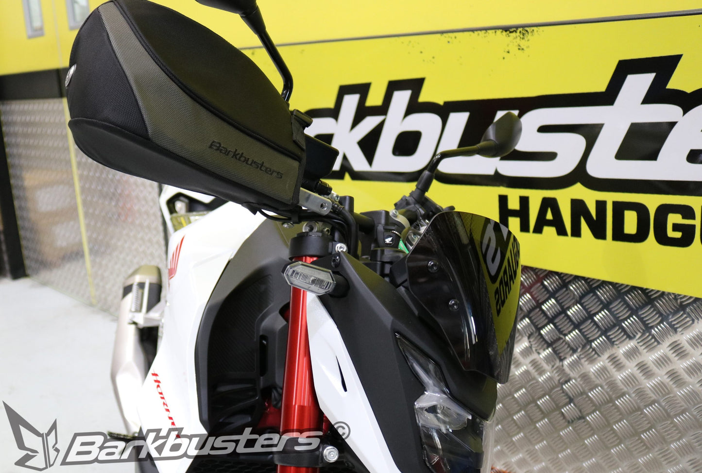 BarkBusters Premium Metal Handguards For HONDA CB 750 Hornet ('23 on)