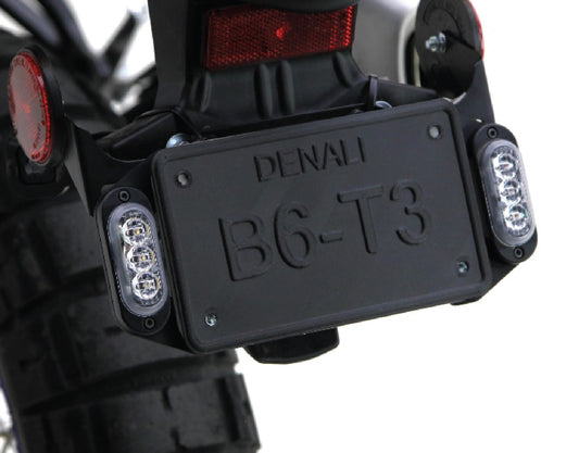Denali T3 Modular Switchback Signal Pods - Rear with License Plate Mounting Kit